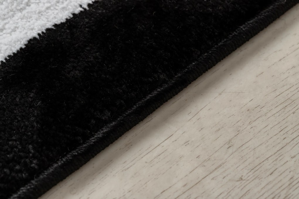 Tappeto HAMPTON Inquadrata nero - PRODOTTO DI SECONDO GRADO