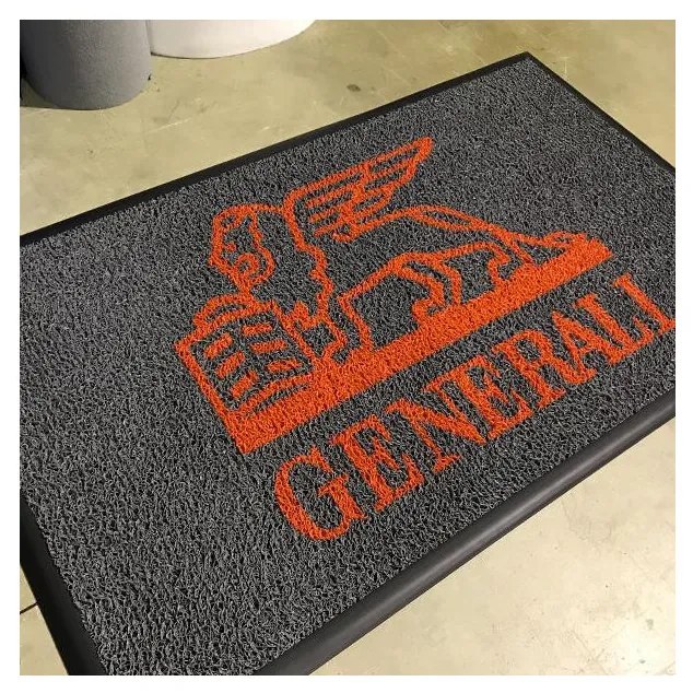 Zerbino spaghetto in riccioli di vinile personalizzato cm. 140x60x2,8