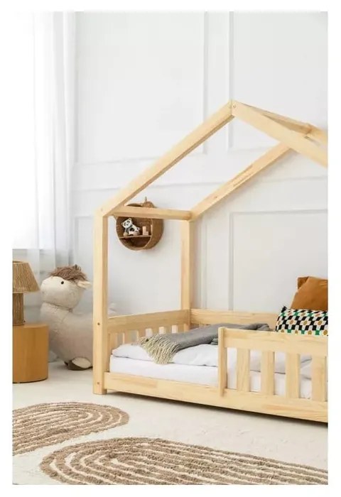 Letto per bambini in legno di pino di colore naturale 120x200 cm Mila RMP - Adeko