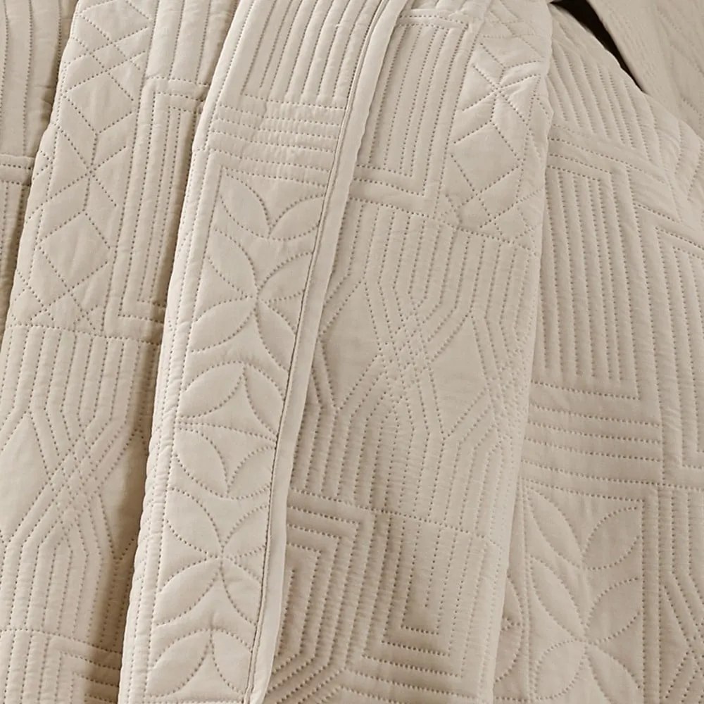 Copriletto beige con rivestimento trapuntato 220x230 cm Folkstone Geo – Catherine Lansfield