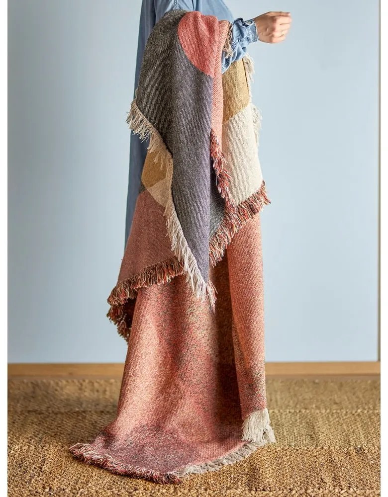 Coperta marrone in cotone riciclato 130x160 cm Arni – Bloomingville