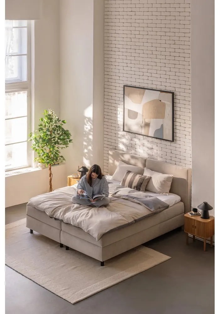 Letto boxspring beige con contenitore 180x200 cm Elva Bold – Bonami Selection