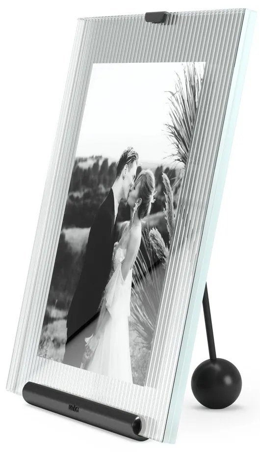 Cornice nera in vetro verticale con sostegno 19x23 cm Flute – Umbra