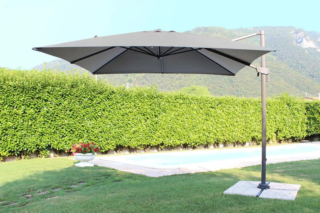 Ombrellone da Giardino Newton Decentrato 3x3 m in Alluminio Nero Telo Grigio...