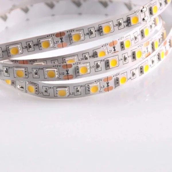 Striscia LED 5m LED/45W/12V IP65 bianco