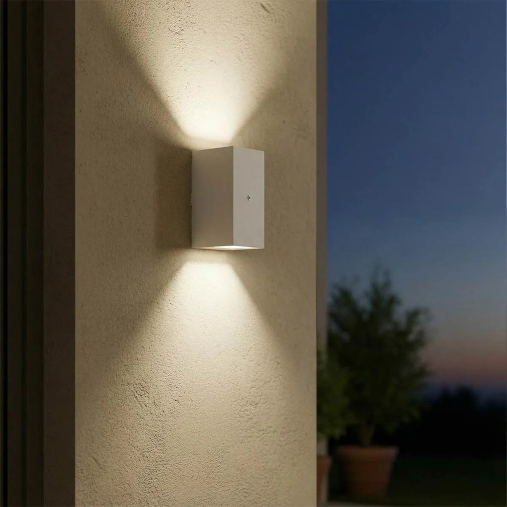 Applique Rettangolare 2xGU10 con Sensore Crepuscolare IP65 - Bianco