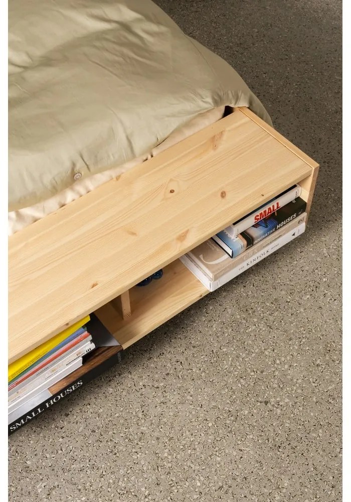 Letto matrimoniale di colore naturale in pino massiccio con rete inclusa 180x200 cm Merge – Karup Design