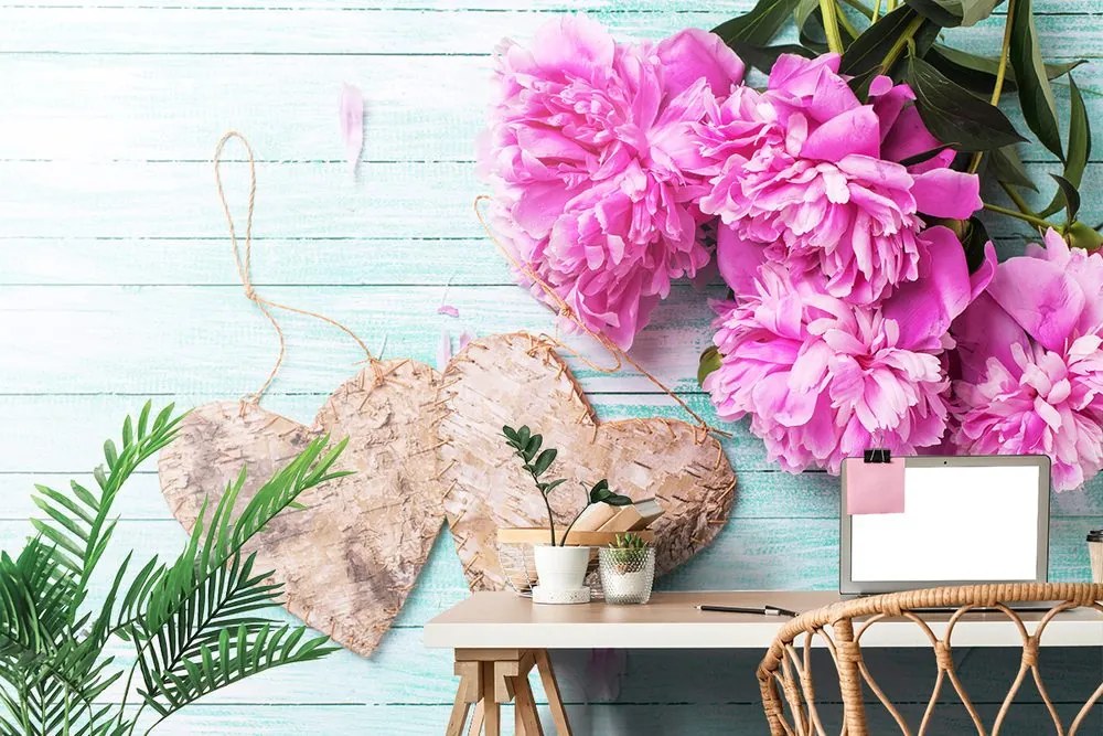 Carta da parati – Peonie e cuori di betulla