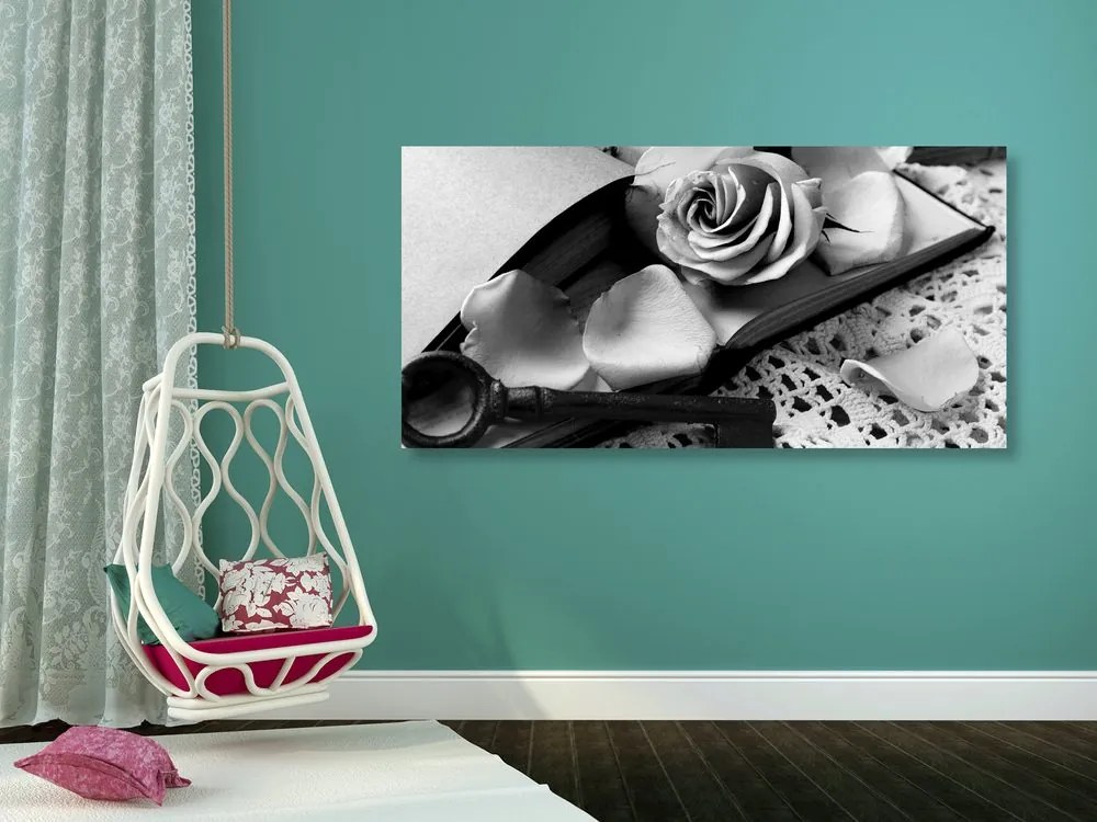 Quadro su tela – Natura morta vintage con chiave in bianco e nero