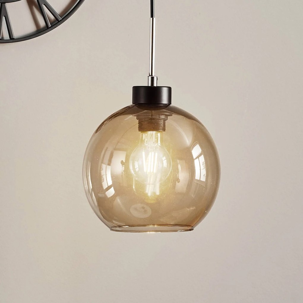 Luminex Lampada a sospensione Gota con paralume in vetro fumé a forma sferica