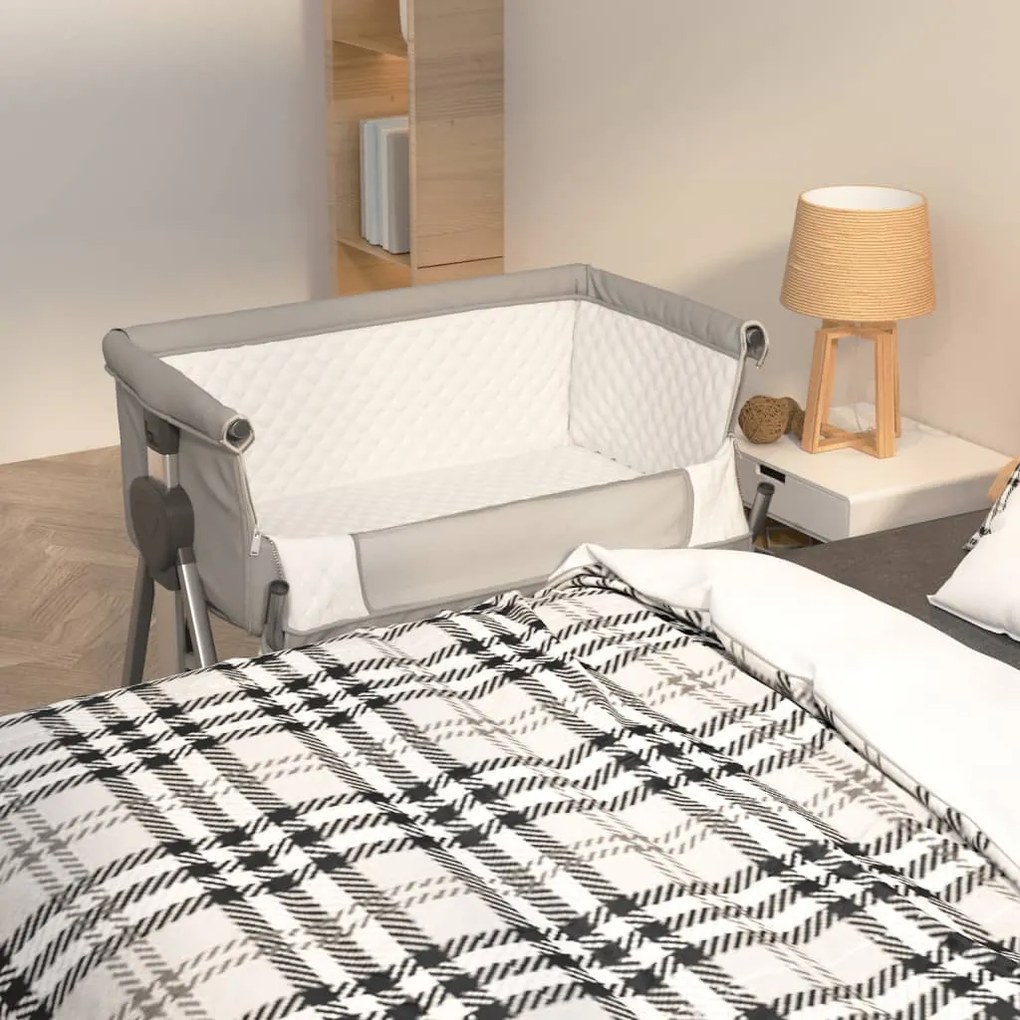 Lettino Per Bambini Con Materasso Grigio Chiaro Tessuto Di Lino /