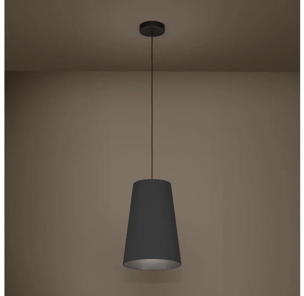 Eglo 390132 - Lampadario a sospensione con filo PETROSA 1xE27/40W/230V nero