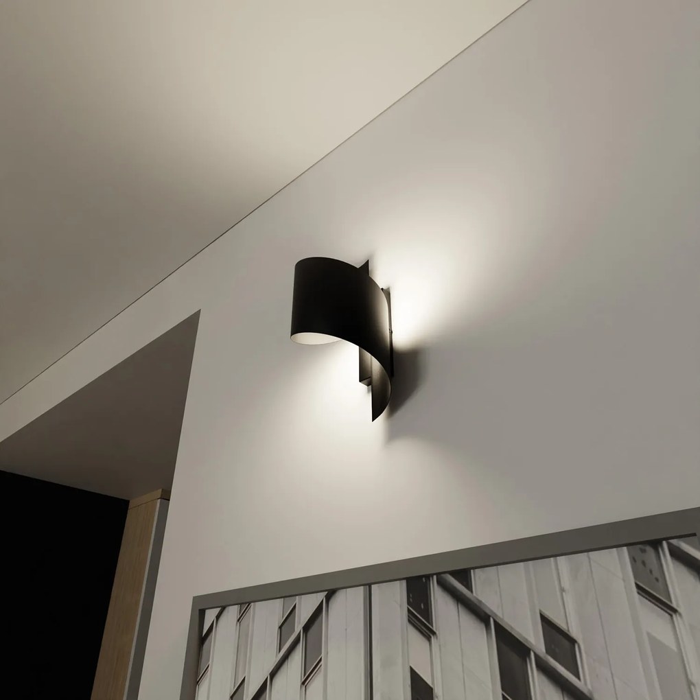 Applique Moderna 1 Luce Ubbe A Fascia In Acciaio Nero
