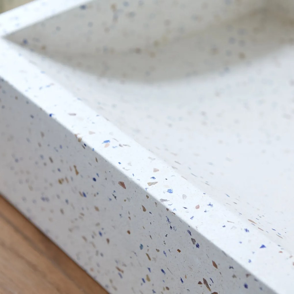 Tikamoon - Lavabo da appoggio Battuto di terrazzo Pegase confetti 40