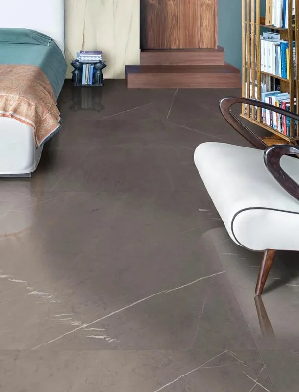 Piastrella da pavimento interno in gres porcellanato 120 x 120 cm rettificato grafite lucido Jolie traffico medio (pei 2/5) Sp. 6 mm 2.88 mq