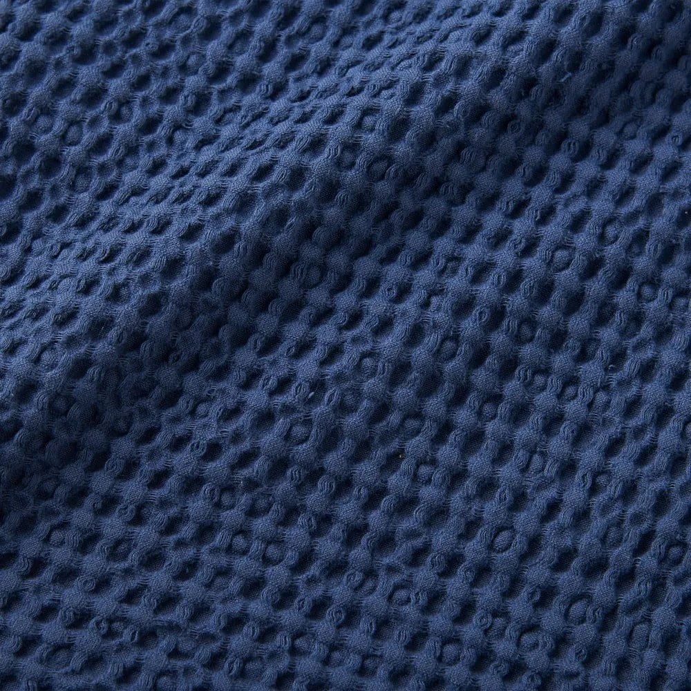 Coperta blu scuro in cotone 150x200 cm Jaipur Chunky Waffle – Pineapple Elephant