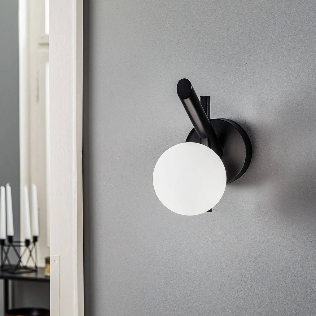 SIGMA Applique Baleo, nero/opale, 1 luce