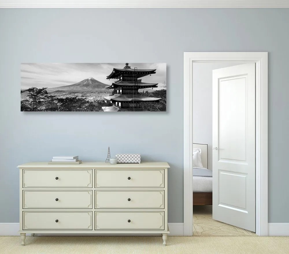 Stampa su tela – Monumento Pagoda Chureito in bianco e nero