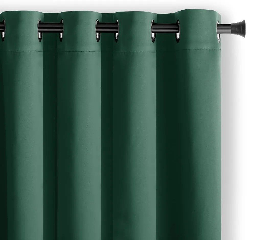 Tenda termoisolante/parzialmente oscurante verde scuro 140x175 cm Kierra – Restilo