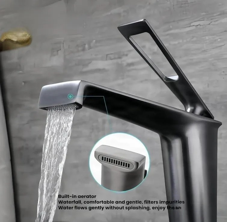Rubinetto per lavabo ELITE EDITION BBS1257 in ottone con bocca a cascata, disponibile in più finiture — Nero — Bassa