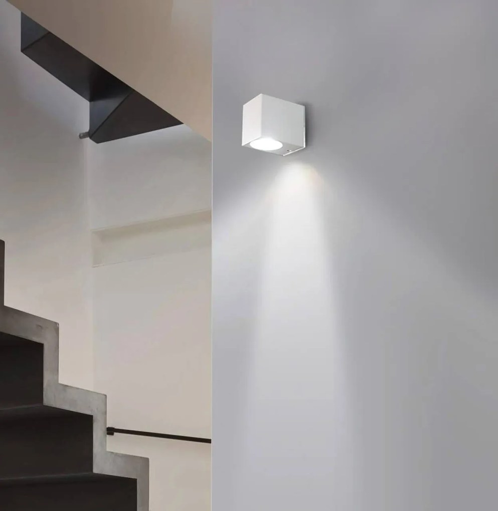 Applique Quadrata Monodirezionale IP65 - GU10 Bianco