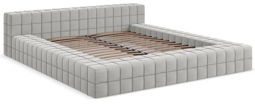 Letto matrimoniale imbottito grigio chiaro con griglia 140x200 cm Akela - Makamii