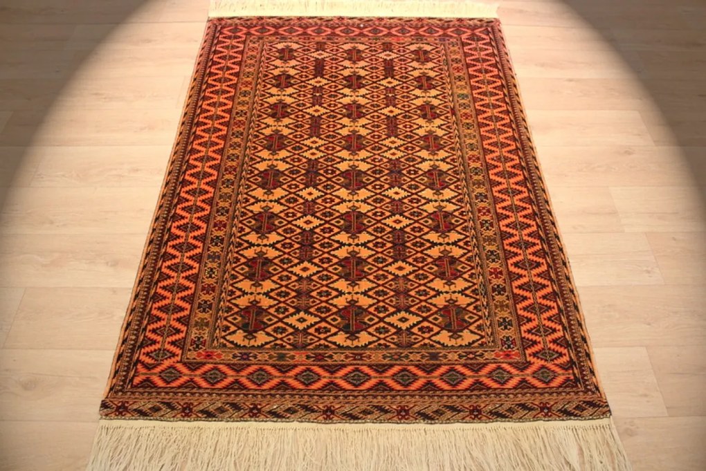 Turkmen Tappeto 130 x 180 (Russia) Annodato A Mano