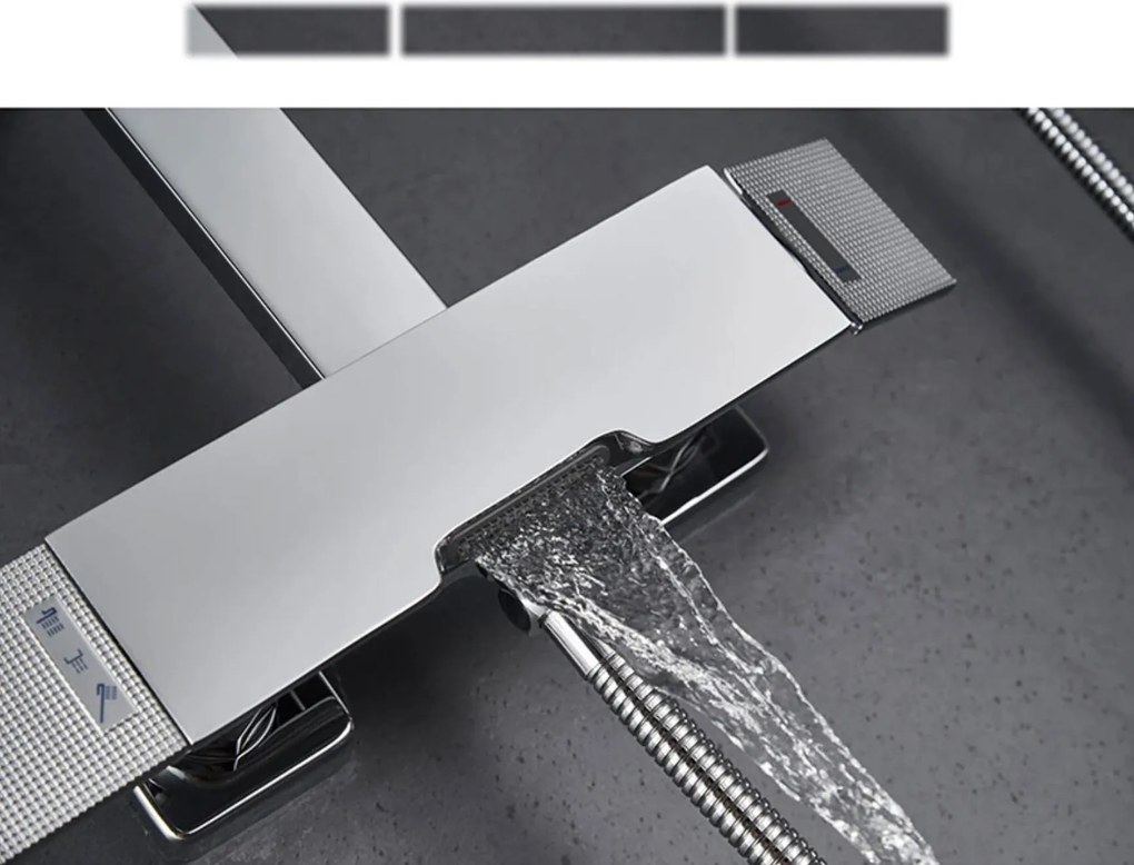 Sistema doccia esterno ELITE EDITION BSE1419 con getti massaggianti e cascata, disponibile in più finiture tra cui oro spazzolato e cromo — Cromo