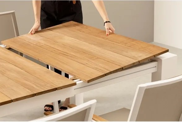 Tavolo Da Esterno In Alluminio Piano In Teak Allungabile 110x253/384 Cm Cameron Bianco Bizzotto