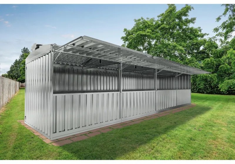 Chiosco SAPIL Daikiri in acciaio con porta doppio battente, superficie interna 25.55 m² e spessore parete 40 mm, senza pavimento