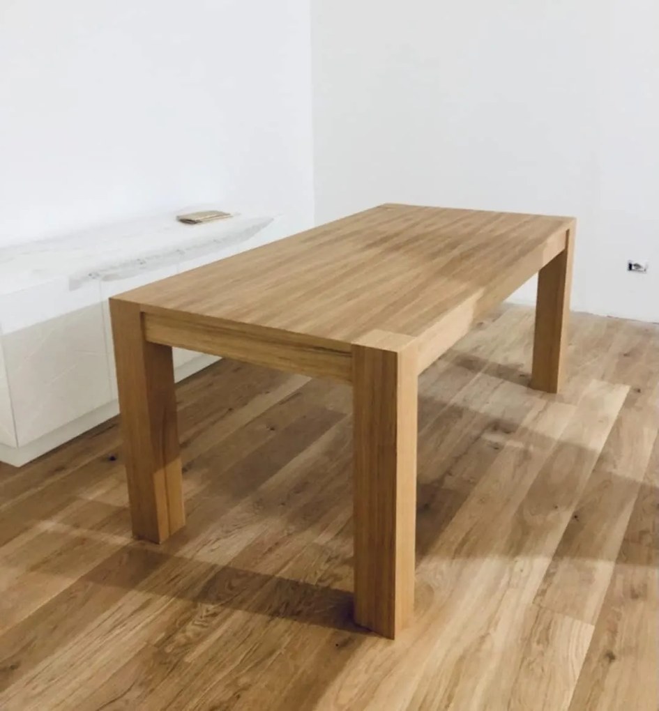 Tavolo da pranzo allungabile  in  legno rovere 160 x 90