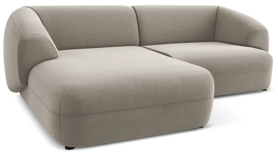 Divano angolare beige (con penisola a sinistra) con rivestimento in velluto Moana – Makamii