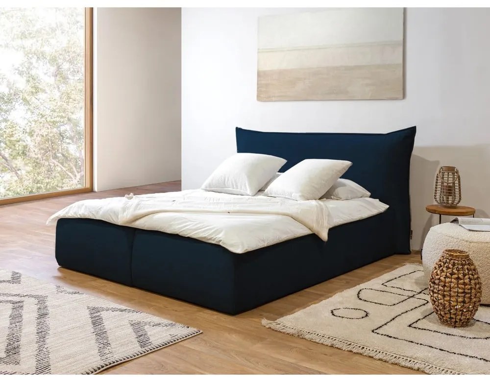 Letto matrimoniale in blu scuro imbottito con spazio contenitivo con griglia inclusa 180x200 cm Jade – Bobochic Paris
