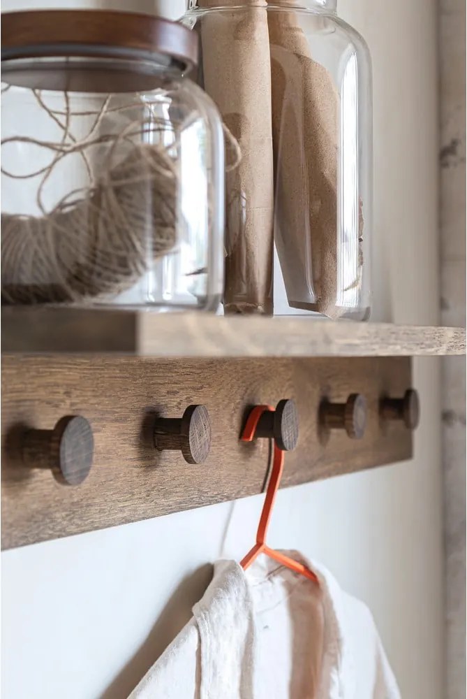 Appendiabiti da parete in rovere marrone con ripiano 90 cm Showcase - Mette Ditmer Denmark