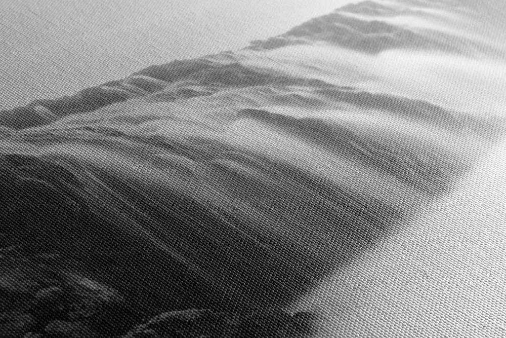 Stampa su tela – Cascate maestose in bianco e nero