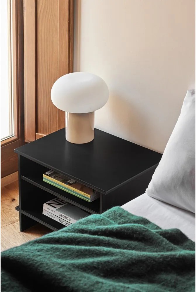 Comodino nero con ripiani Inari – Teulat