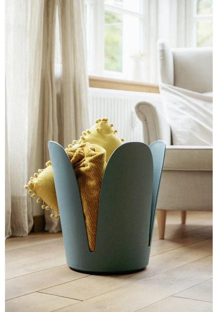 Sgabello color petrolio in plastica impilabile Comiso – Wenko