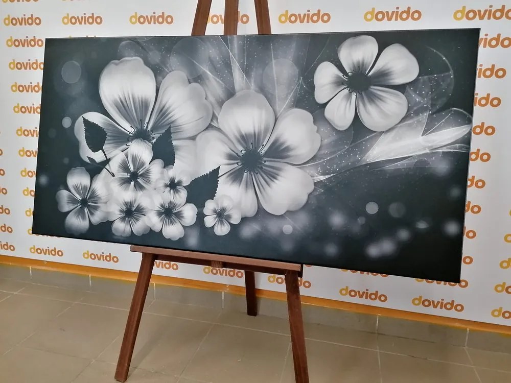Stampa su tela – Fantasia di fiori in bianco e nero