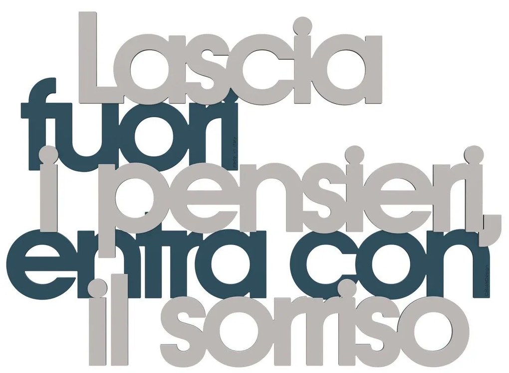 Callea Design Scritta da parete in legno "Lascia fuori i pensieri...." - in varie colorazioni OTTANIO 48 x 34 cm
