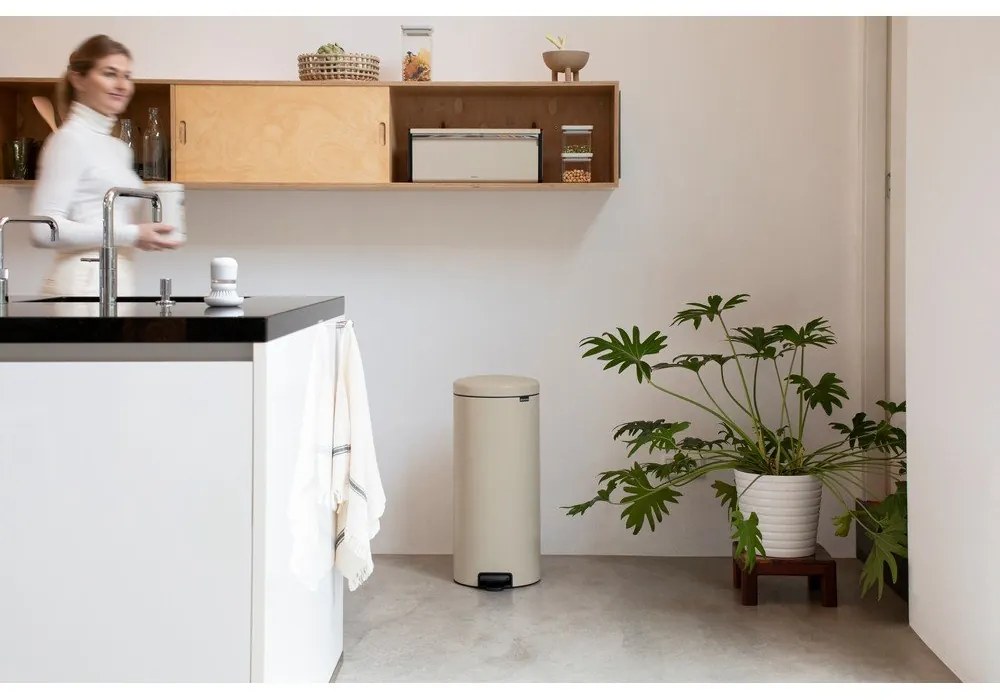 Bidone beige in acciaio 30 l NewIcon - Brabantia