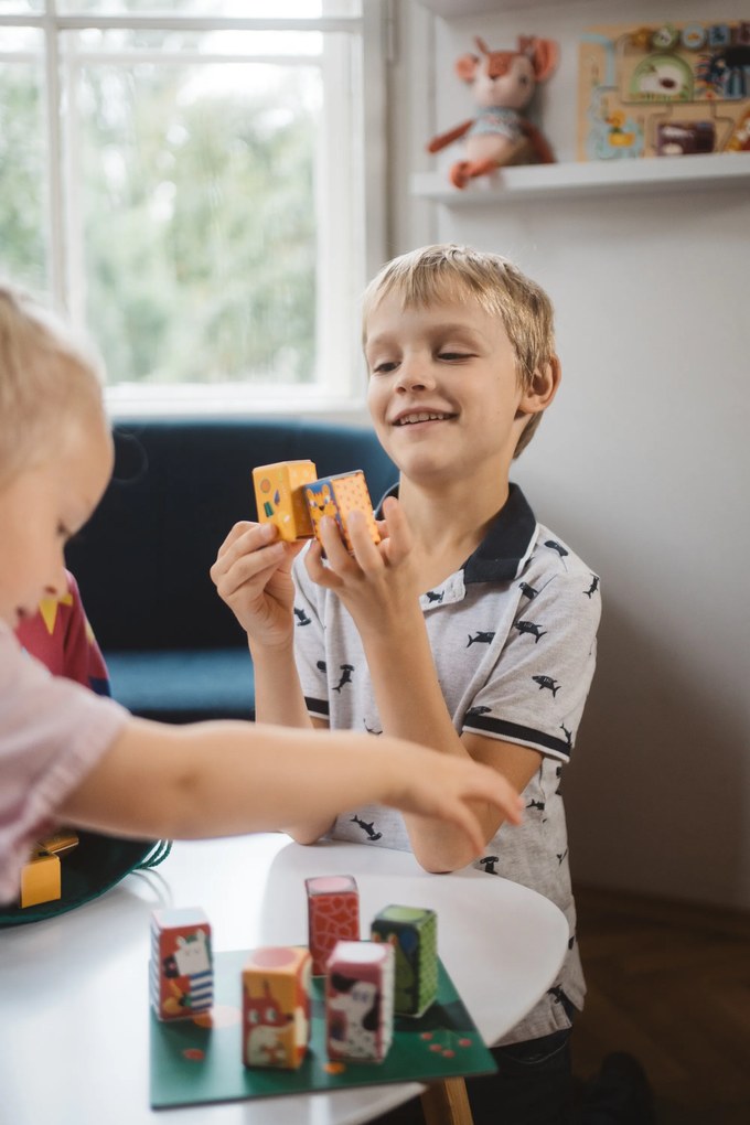 Gioco sonoro di associazione