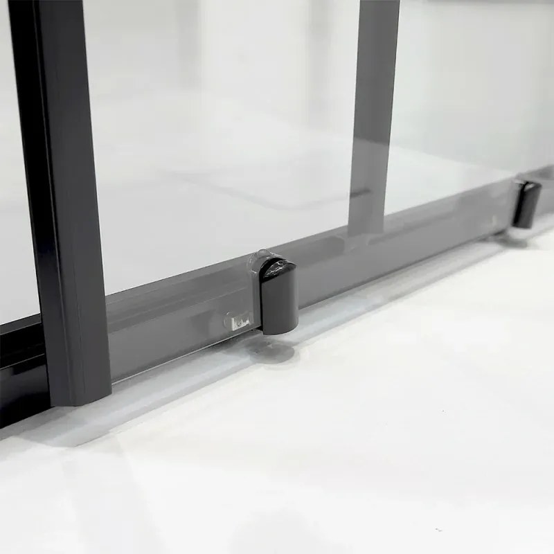 Box doccia 3 lati 70x100x70 in vetro temperato trasparente doppio scorrevole con profili neri Tay