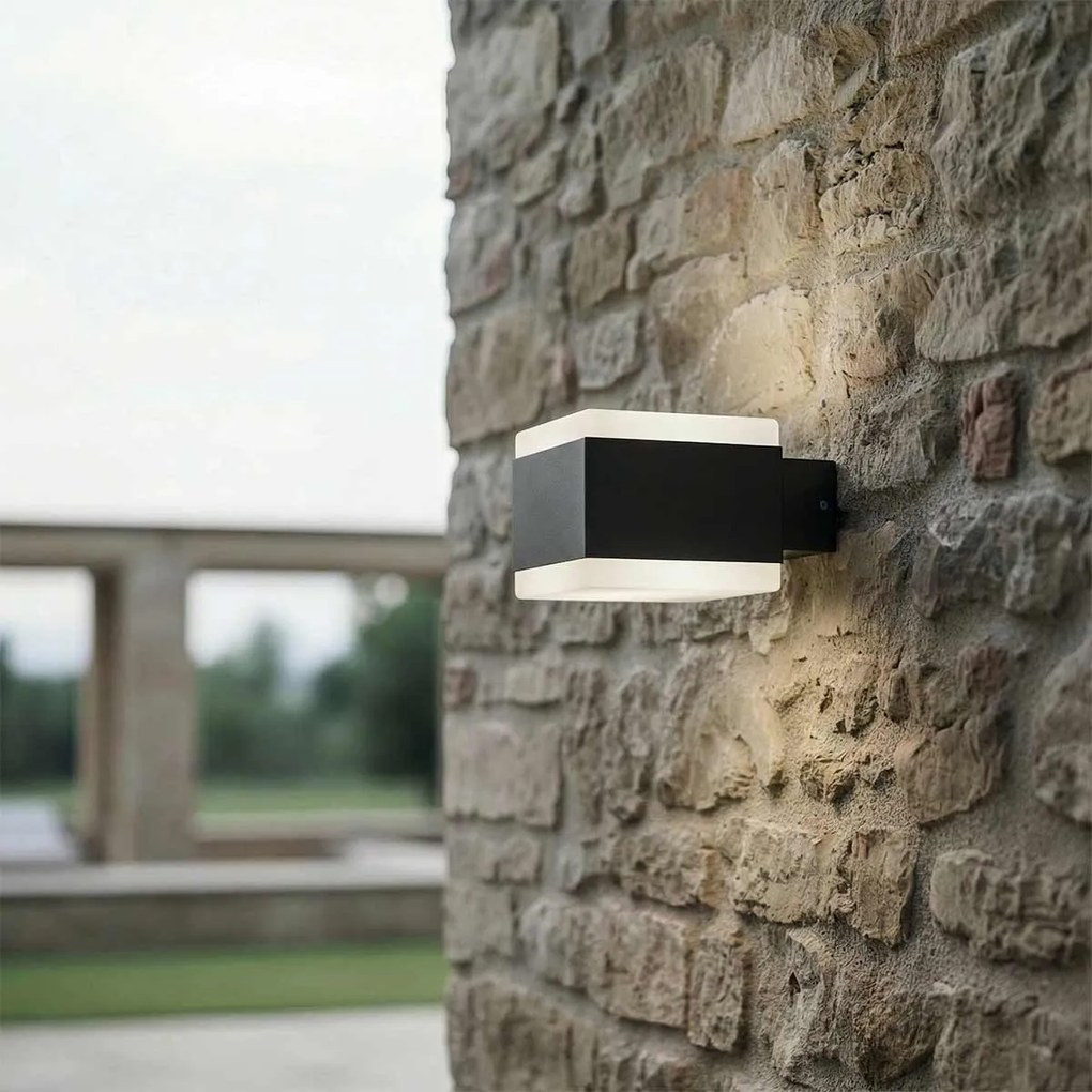 Applique LED 12W Cubica per esterni a Luce Diffusa IP54 Nera Colore Bianco Naturale 4.000K