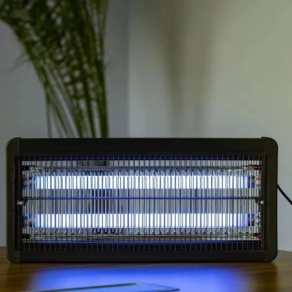 Trappola elettrica per insetti 2x15W/230V, copertura 120 m²