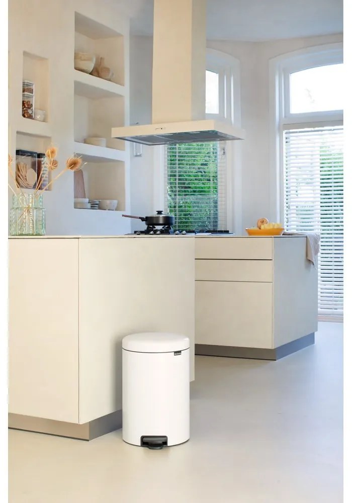 Bidone in acciaio bianco da 20 l NewIcon - Brabantia