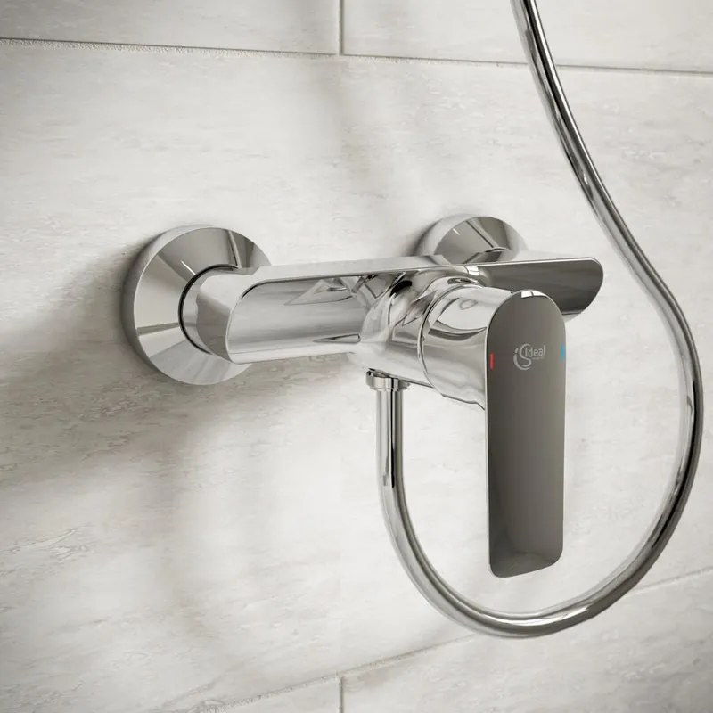 Rubinetto per doccia getto laminare cristallino Concept Air nero lucido IDEAL STANDARD