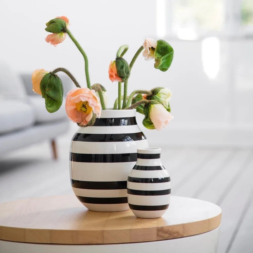 Vaso in ceramica bianco/nero Omaggio - Kähler Design