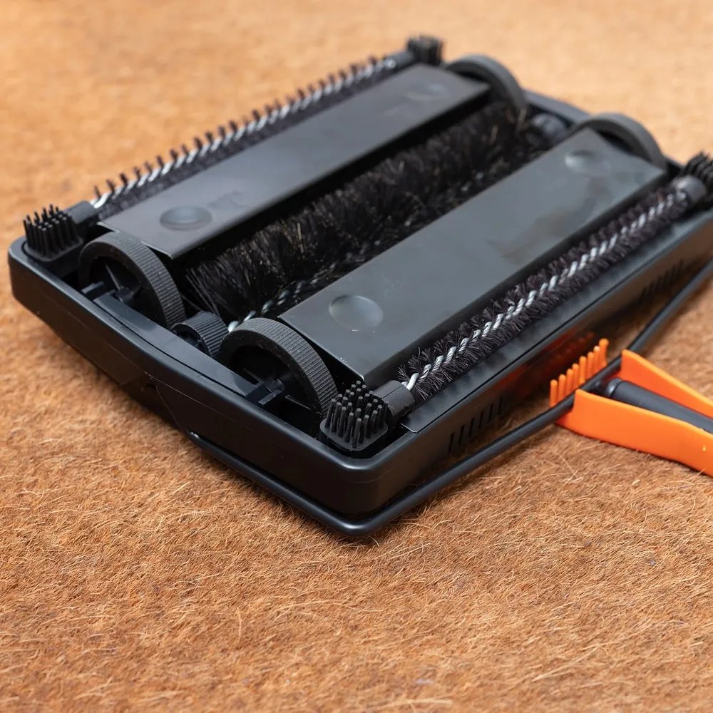 Spazzatrice meccanica - Addis