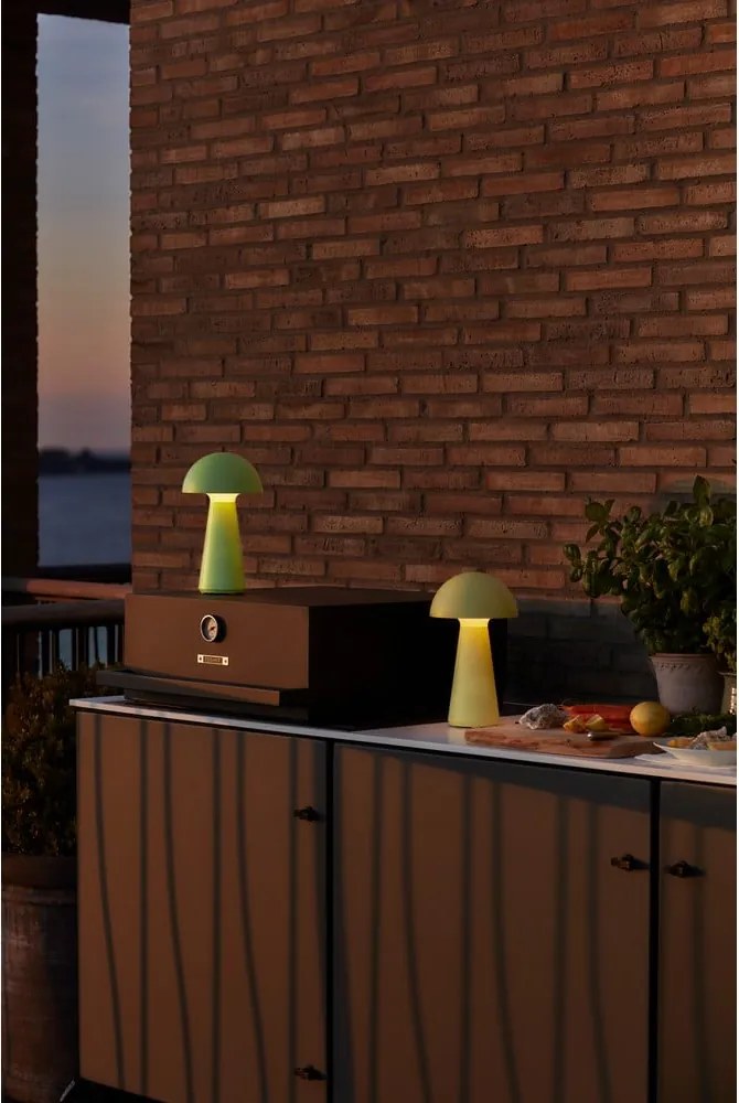 Lampada da tavolo LED gialla con telecomando (altezza totale 28 cm) Sam – Sirius