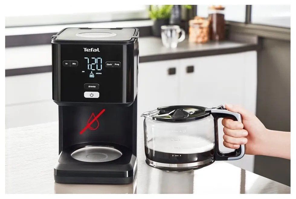Macchina da caffè con filtro nero Smart'n'light CM600810 - Tefal